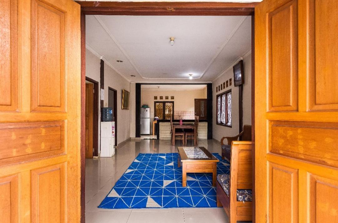 Villa Anjung Balak チサルア エクステリア 写真