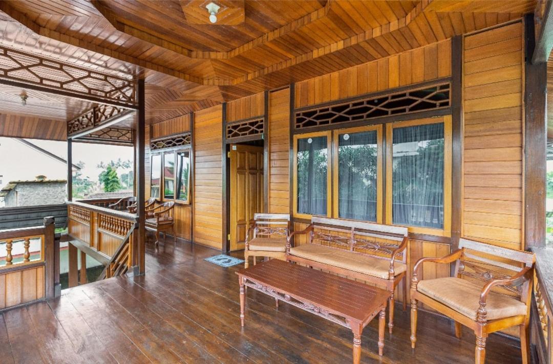 Villa Anjung Balak チサルア エクステリア 写真