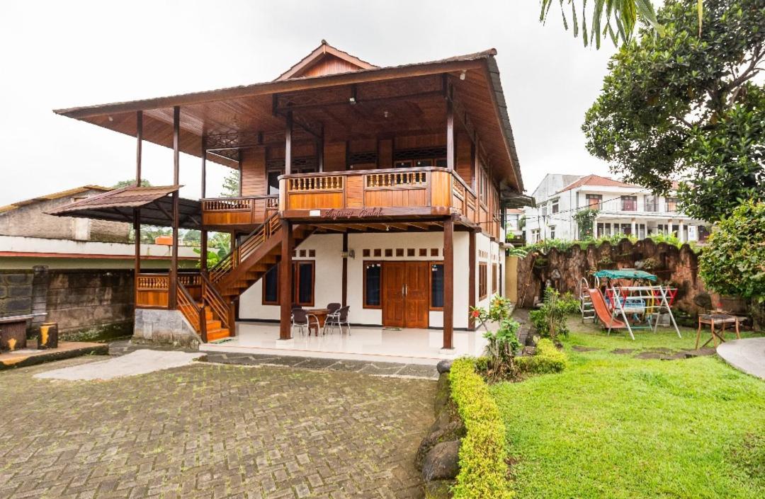 Villa Anjung Balak チサルア エクステリア 写真